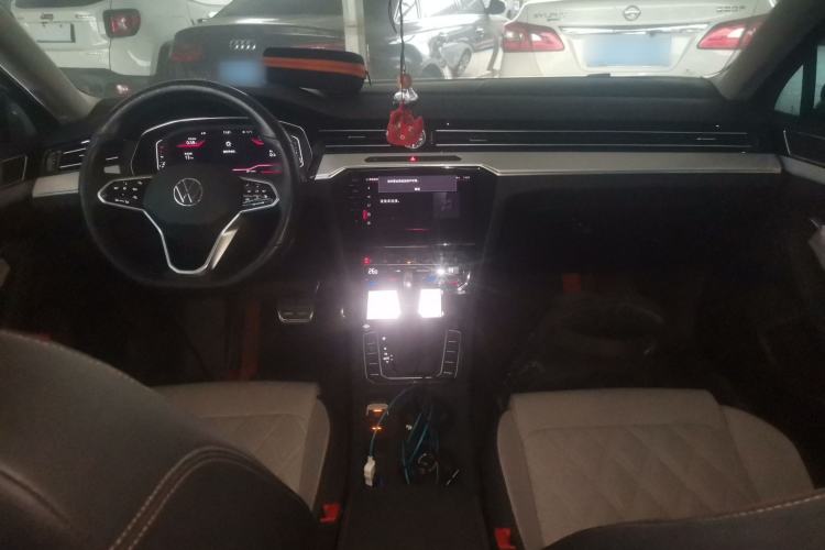 Used Volkswagen Magotan 2023 2 Million Units Commemorative Edition 330TSI DSG Luxury Version