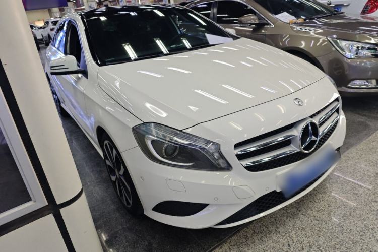 Used Mercedes-Benz A-Class 2015 A 200 Fashion Model
