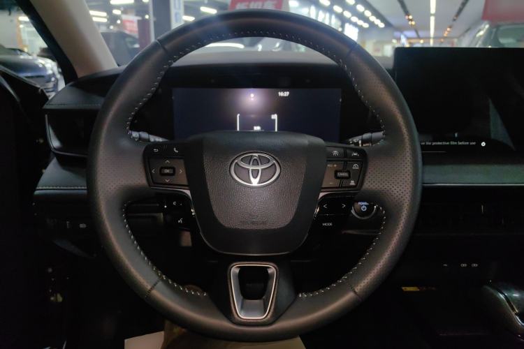 Used Toyota Camry 2024 Dual-Engine 2.5HG Prestige Edition
