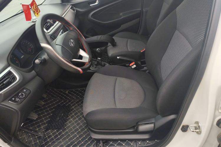 Used Hyundai Verna 2017 1.4L Manual Refreshed Version China VI Standard
