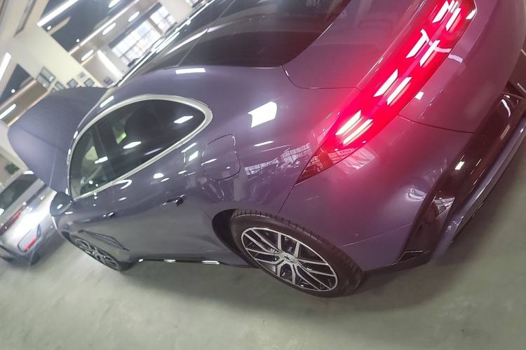 Used Denza Z9 2024 630 km All-Wheel Drive Max Version
