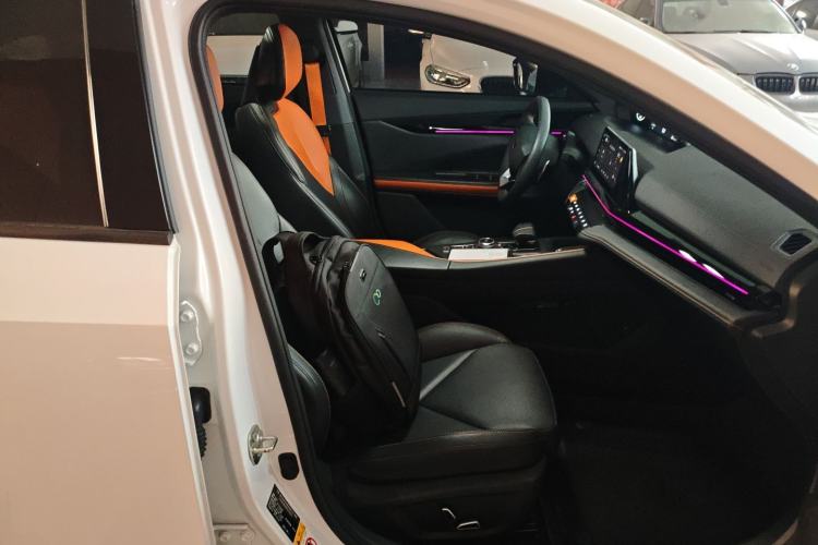 Used Changan UNI-V 2023 1.5T Prestige Model