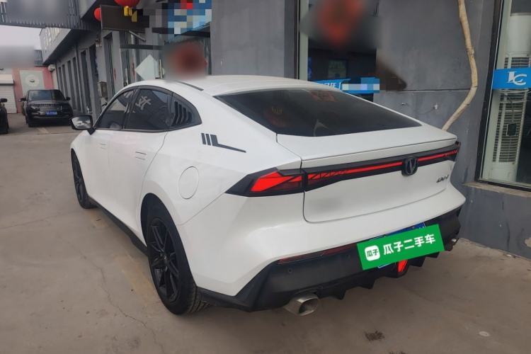 Used Changan UNI-V 2023 1.5T Prestige Model
