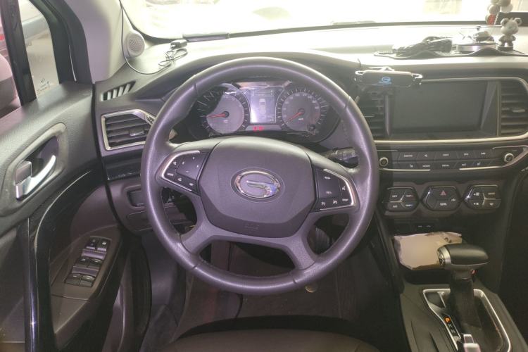 Used GAC Trumpchi GS4 2017 200T G-DCT Two-Wheel Drive Luxury Edition