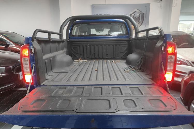 Used Great Wall Poer 2021 2.0T Commercial Version Automatic Diesel 4x4 Tea King Edition Long Bed GW4D20M