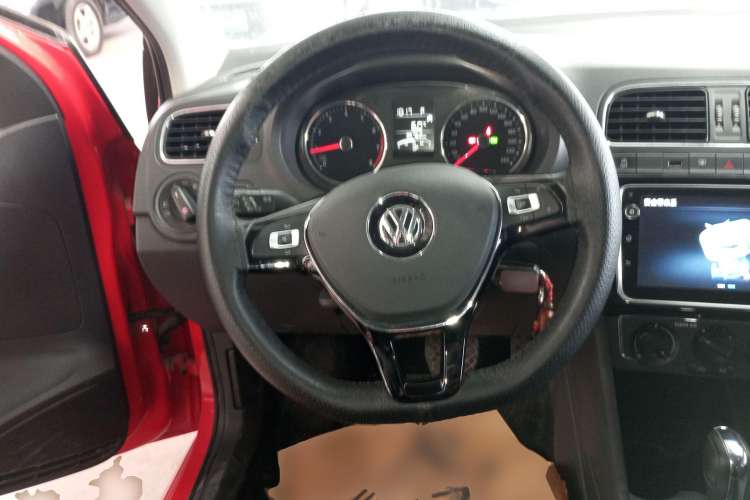 Used Volkswagen Polo 2018 1.5L Automatic Enjoyment Model
