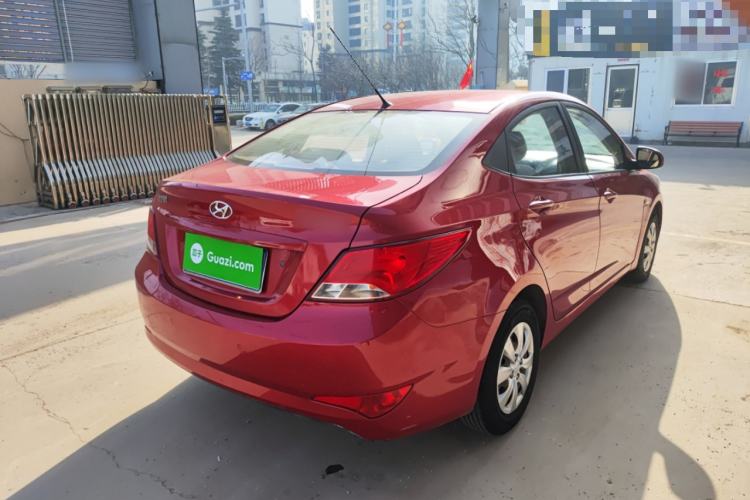 Used Hyundai Verna 2014 1.4L Manual Smart GLS Trim
