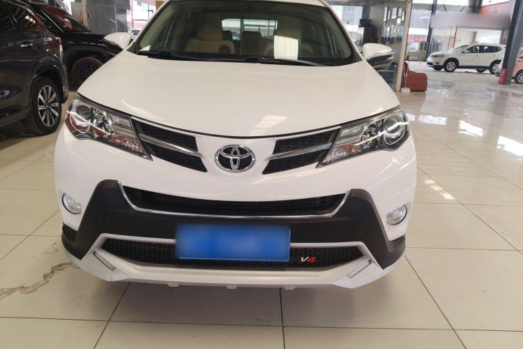 Used Toyota RAV4 2013 2.0L CVT Four-Wheel Drive New Edition
