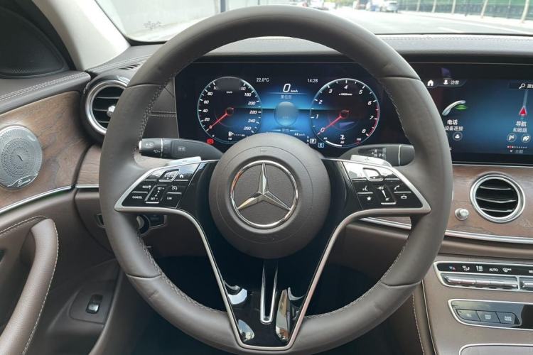 Used Mercedes-Benz E-Class 2023 E 260 L