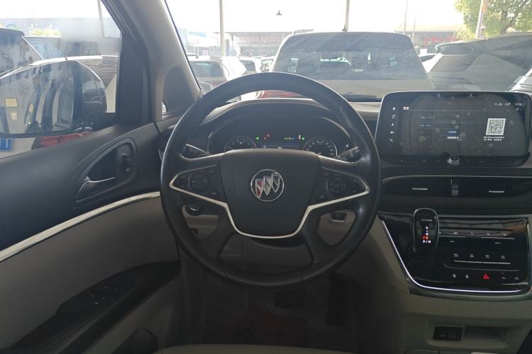 Used Buick GL8 2021 Land Cruiser Executive 652T Premium Model
