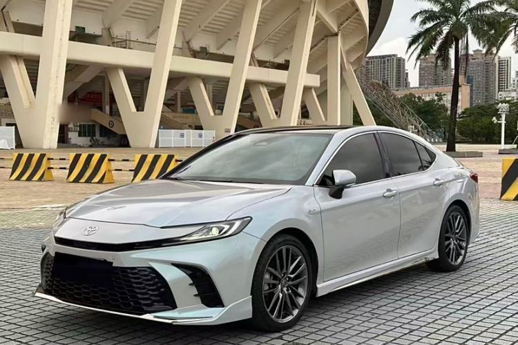 Used Toyota Camry 2024 Dual-Motor 2.0 HXS Sport Plus Edition
