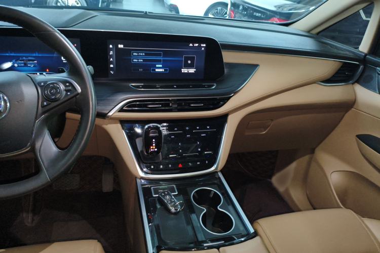 Used Buick GL8 2021 ES Landtrek 653T Luxury Model