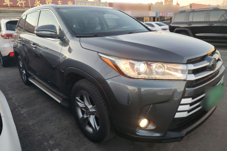 Used Toyota Highlander 2018 2.0T Two-Wheel Drive Luxury Edition 7 Seats China VI Standard
