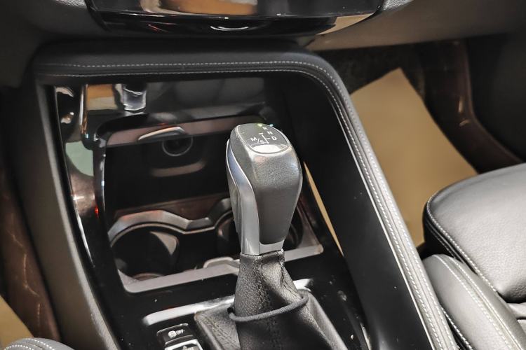 Used BMW X1 2016 sDrive20Li Luxury Model
