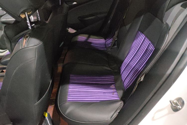 Used Chevrolet Cruze 2018 320 Automatic Pioneer Sunroof Edition
