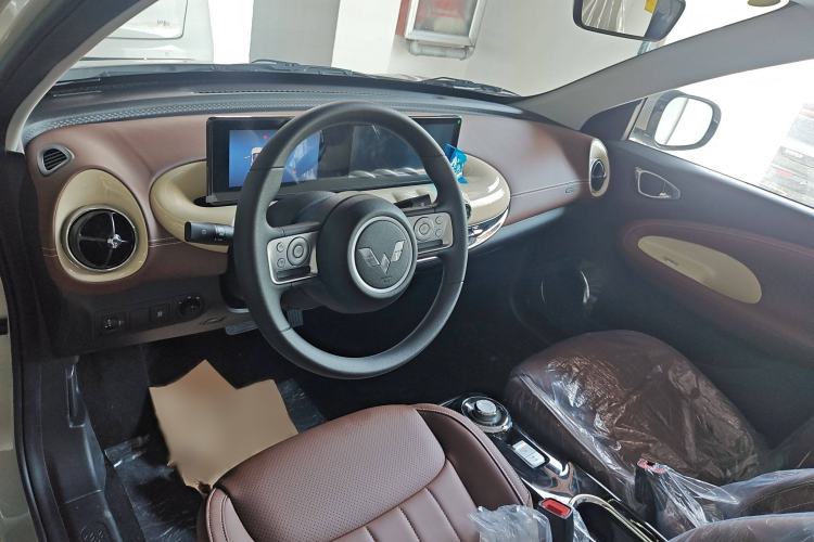 Used Wuling Bingo 2024 333 km Enjoyment Version
