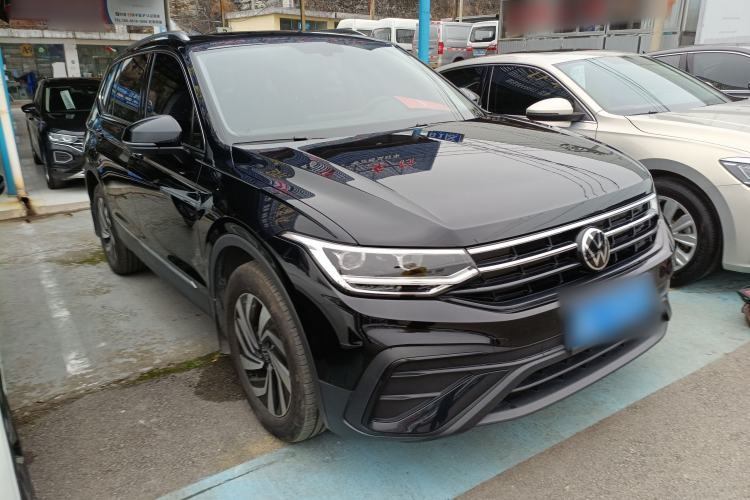 Used Volkswagen Tiguan L 
