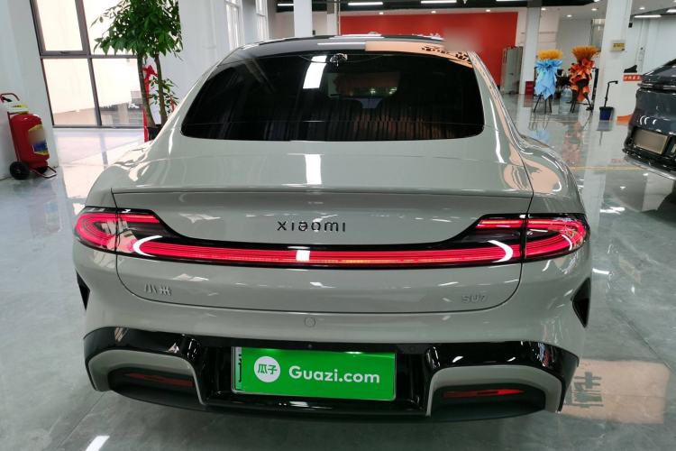 Used  SU7 2024 Rear-Drive Ultra-Long Range Advanced Pro-Level Intelligent Driving Version
