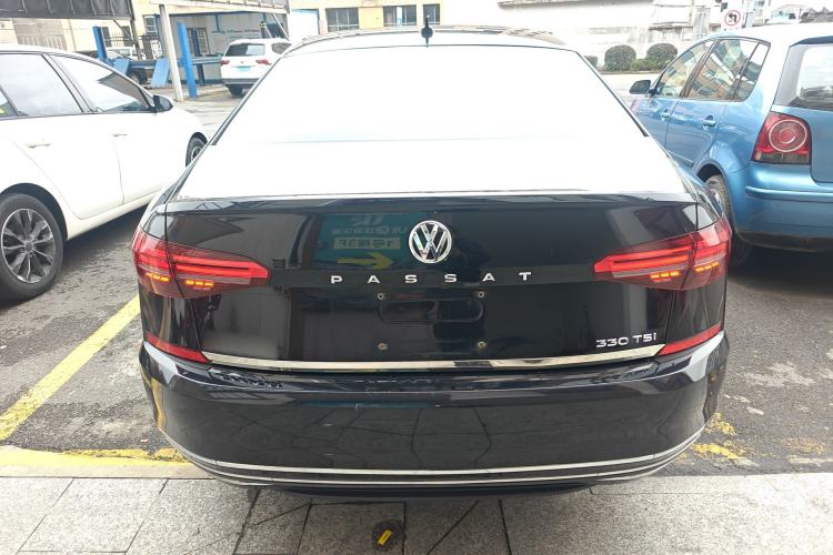 Used Volkswagen Passat 2019 330TSI Elite Edition China VI
