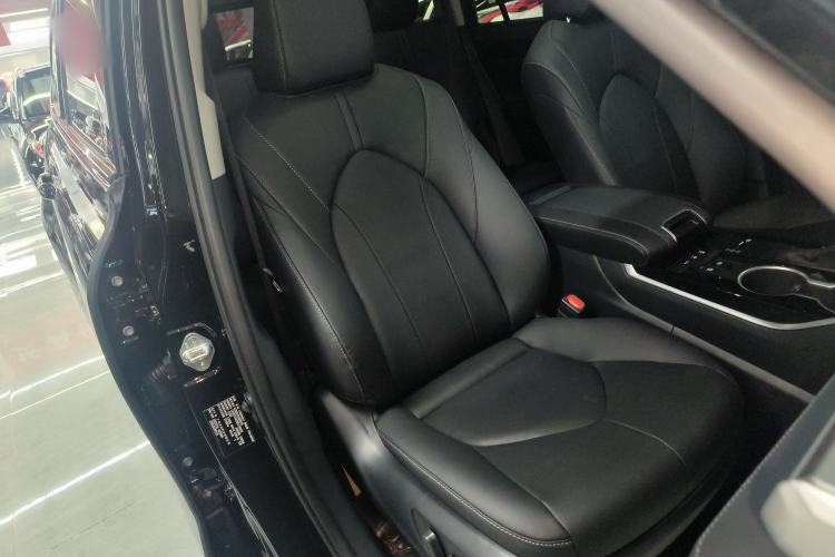 Used Toyota Highlander 2023 2.5L Smart Electric Hybrid Dual-Engine Four-Wheel Drive Prestige Version – 7 Seats