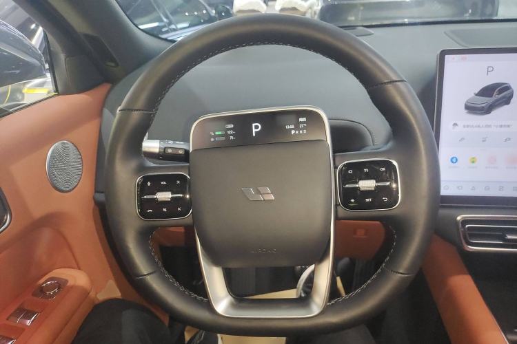 Used Li Auto L8 2023 Max model
