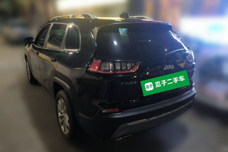 Used  Cherokee 2019 2.0T Two-Wheel Drive Smart Enjoyment Version China V
