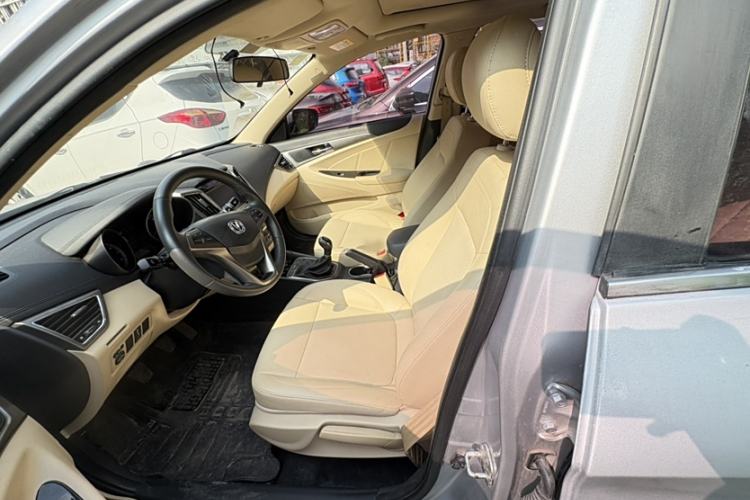 Used Changan Eado 2016 1.6L Manual Fashion Edition
