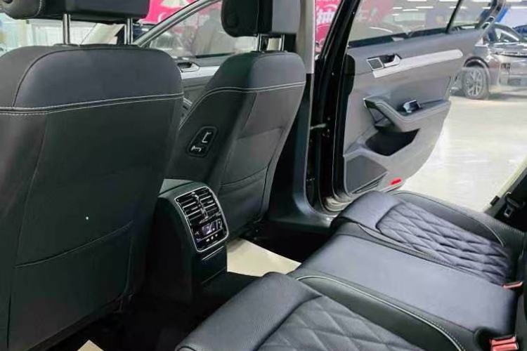 Used Volkswagen Phideon 2018 Revised Version 380TSI Two-Wheel Drive Business Edition