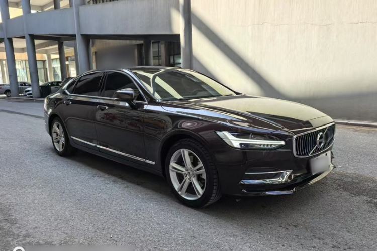 Used Volvo S90 2019 T4 Zhiyi Edition
