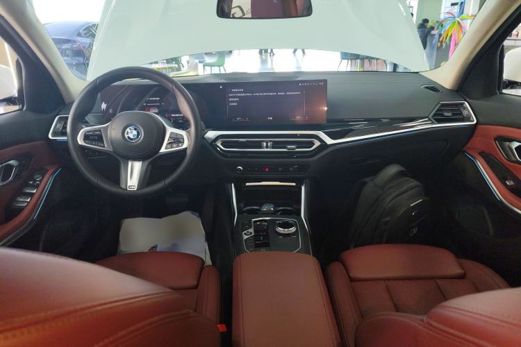 Used BMW i3 2022 eDrive 35 L
