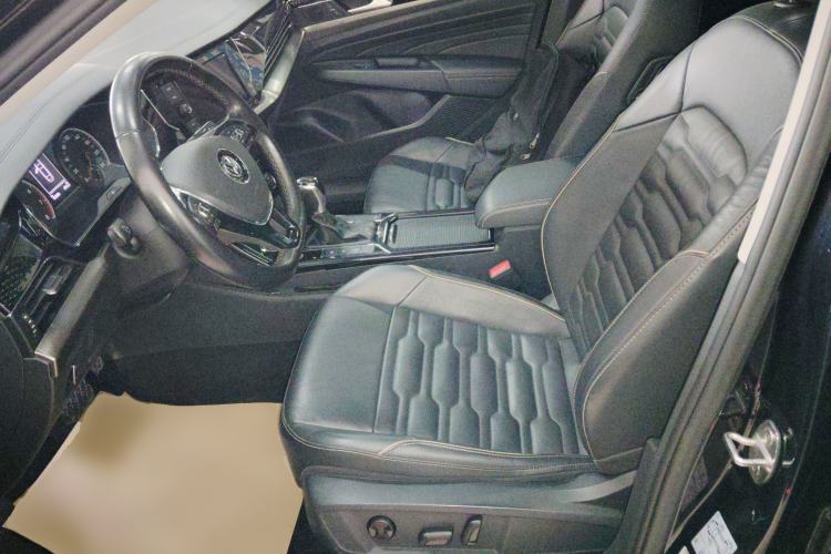 Used Volkswagen Passat 2019 330TSI Elite Edition China VI