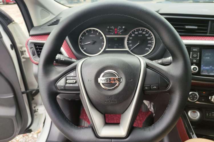 Used Nissan Lannia 2016 1.6L CVT Smart Cool Edition
