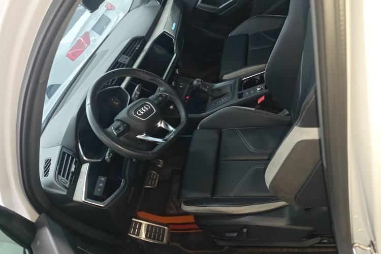 Used Audi Q3 2024 35 TFSI Fashion Dynamic Edition