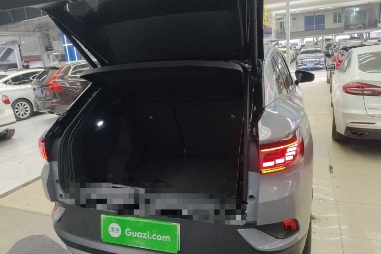 Used Volkswagen ID.4 CROZZ 2021 Long-Range Lite PRO Two-Wheel Drive Version
