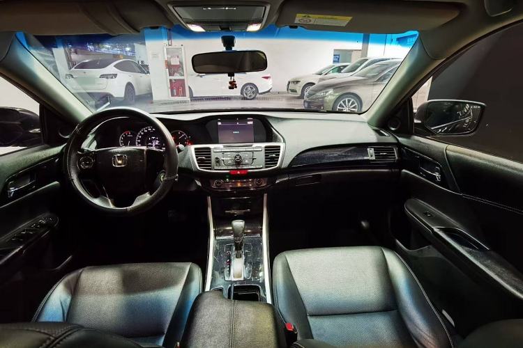 Used Honda Accord 2016 2.0L Comfort Edition
