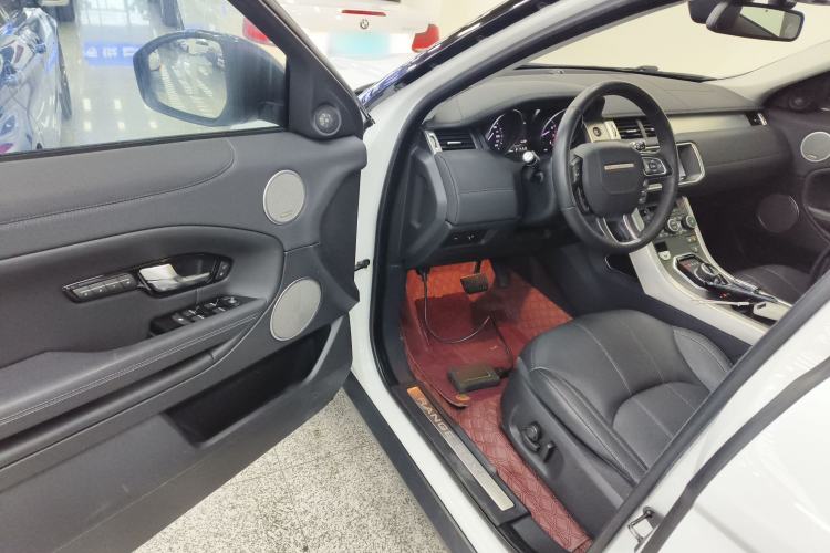 Used Land Rover Range Rover Evoque 2018 240 PS SE Smart Brilliance Edition