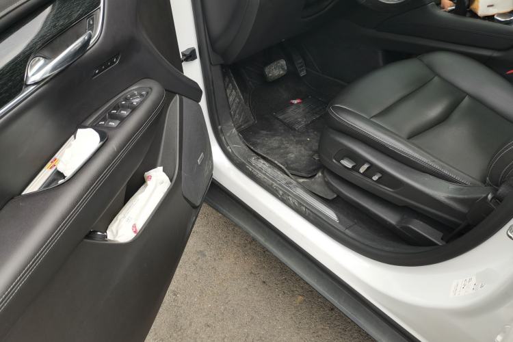 Used Cadillac XT5 2021 28T Luxury Version
