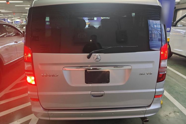 Used Mercedes-Benz Viano 2013 3.5L Dynamic Edition
