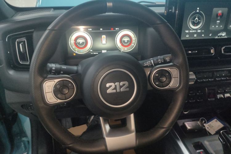 Used  T01 2025 2.0T Changfeng