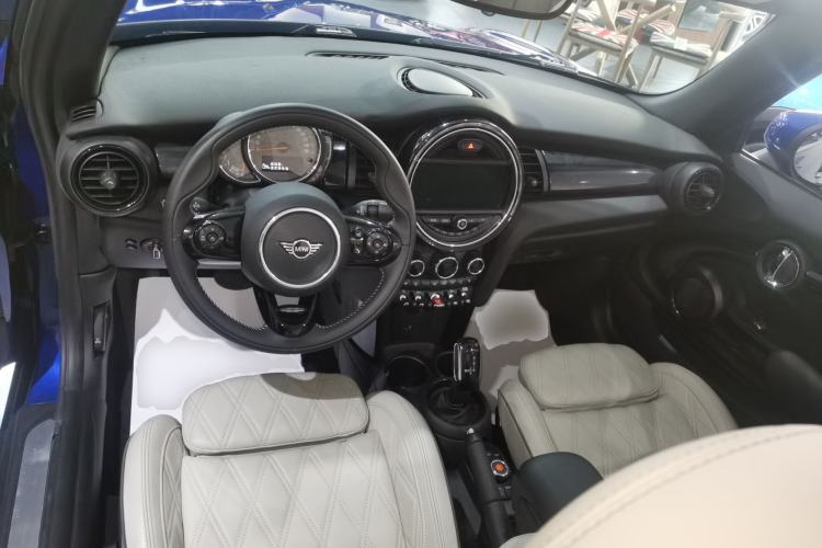 Used  MINI 2019 1.5T COOPER CABRIO Artist
