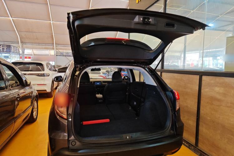 Used Honda Vezel 2015 1.8L CVT 2WD Elite Model