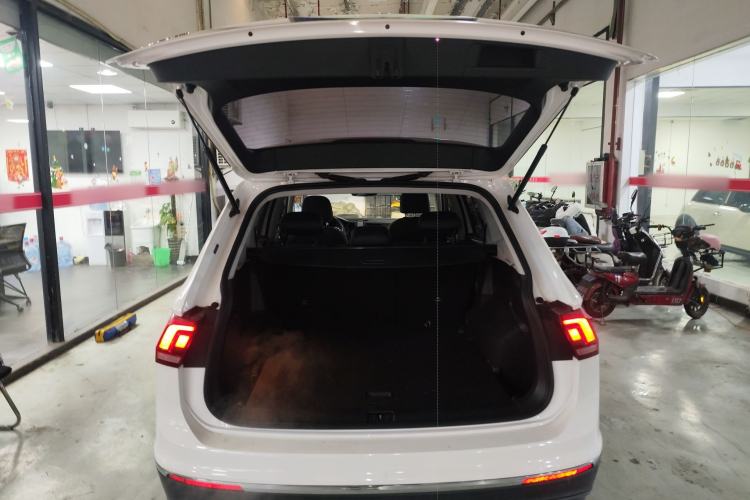 Used Volkswagen Tiguan L 2018 Facelift 330TSI Automatic Two-Wheel Drive Luxury Edition