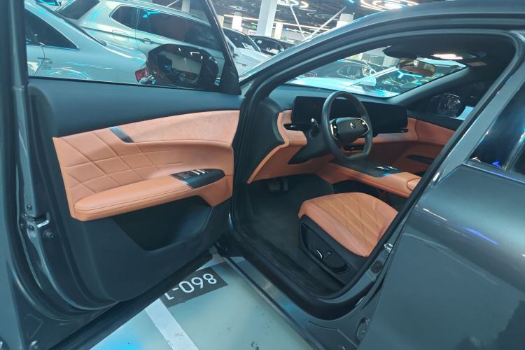 Used Changan CS75 PLUS 2025 4th Generation 1.5T New Blue Whale Smart Luxury Edition
