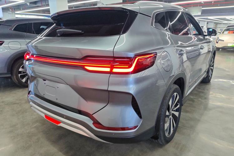 Used BYD Song PLUS New Energy 2023 Champion Edition EV 520KM Prestige Model
