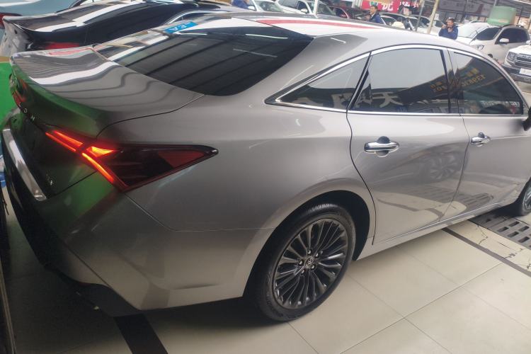 Used Toyota Avalon 2019 2.0L XLE Premium Edition China VI
