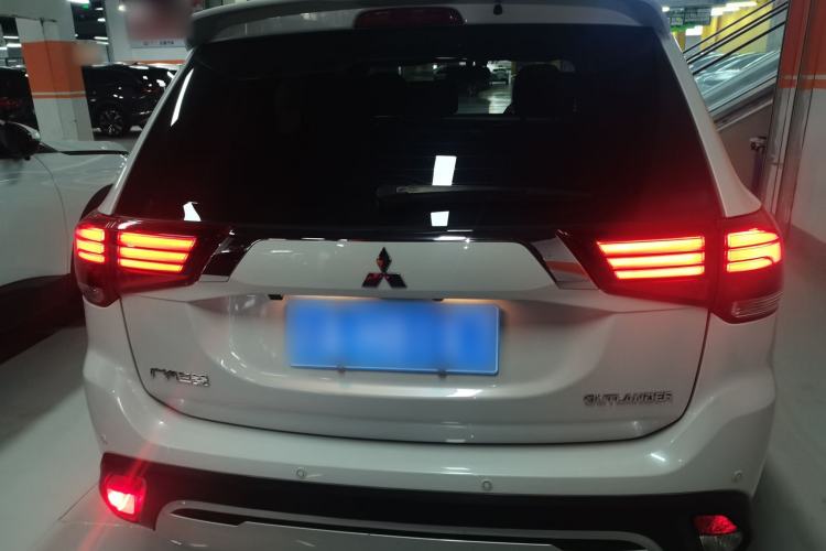 Used Mitsubishi Outlander 2020 2.4L 4x4 Zhi Xiang Edition 5 Seats
