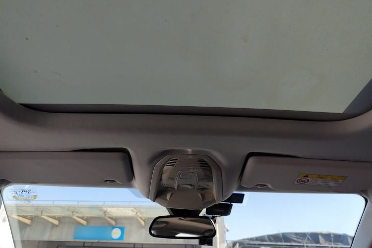 Used Peugeot 5008 2017 380THP 7-Seater Luxury Edition
