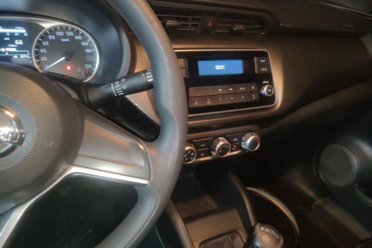 Used Nissan Kicks 2017 1.5L Manual Cool Dynamic Edition