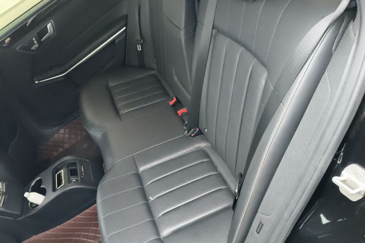 Used Mercedes-Benz E-Class 2015 Revised E 260 L
