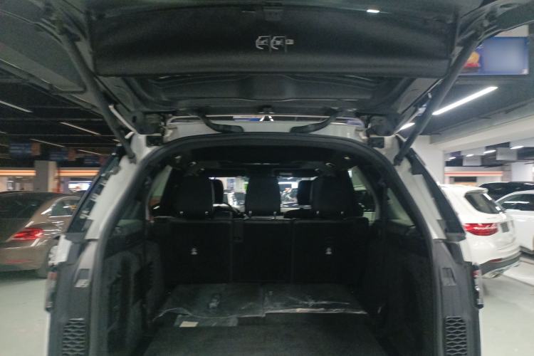 Used Land Rover Discovery 2020 2.0T SE